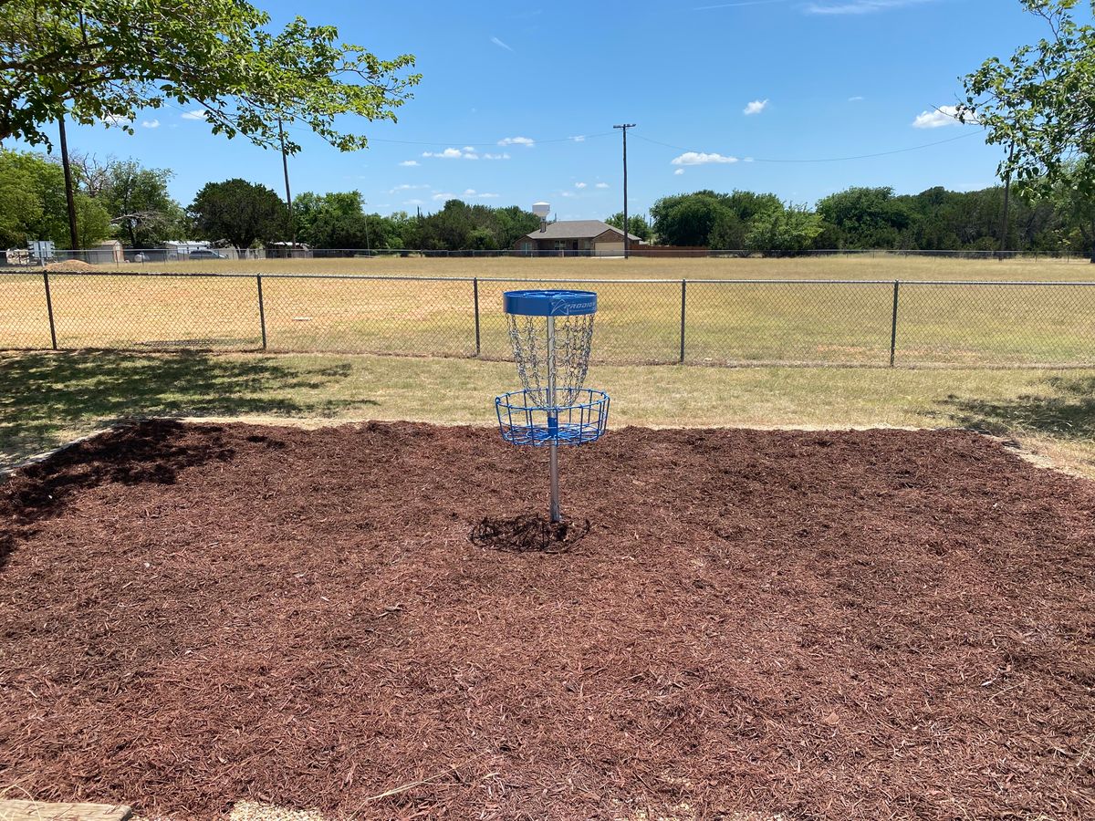 Hole 8 island hole