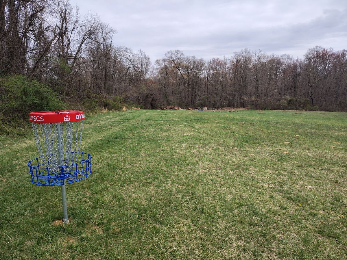 Hole 9 Red/White/Blue