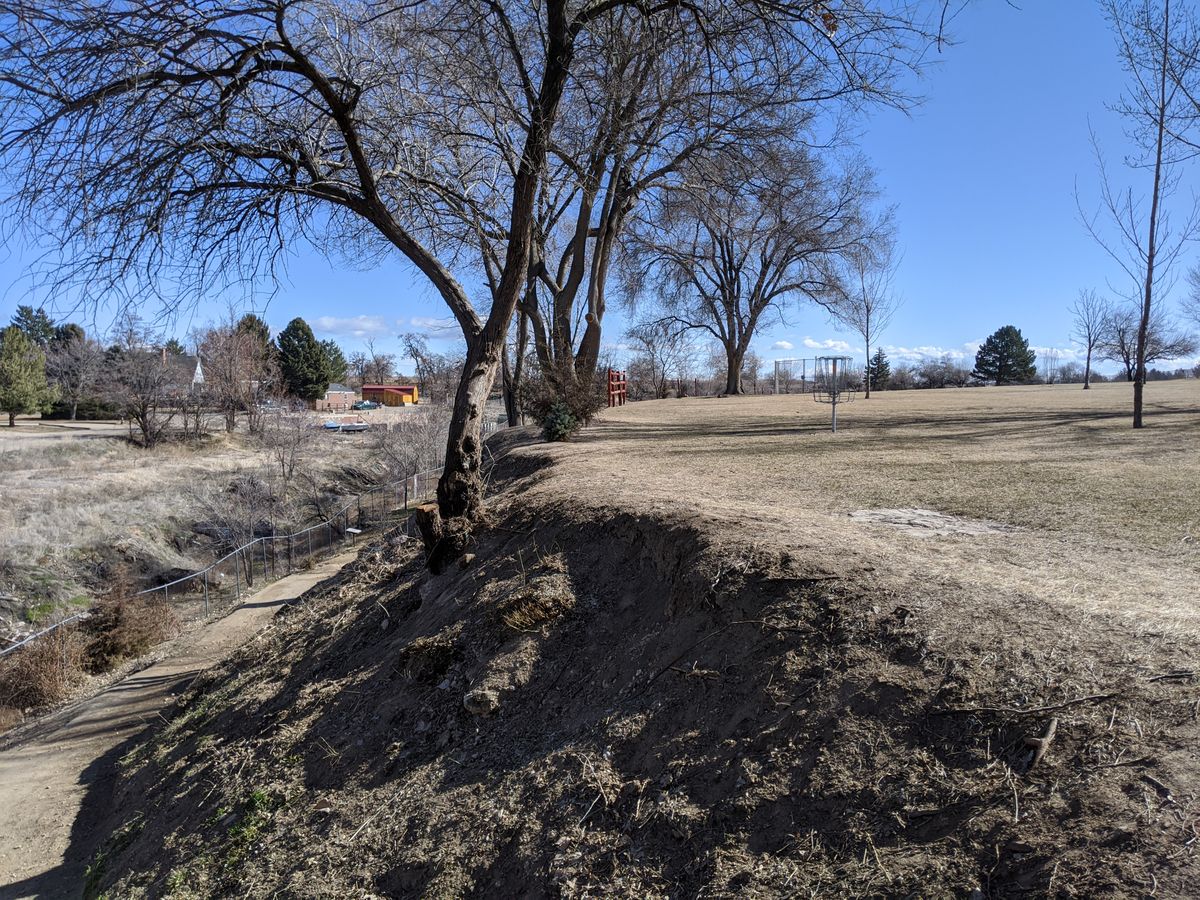 the gultch also acts as OB for the holes on top, which require control.