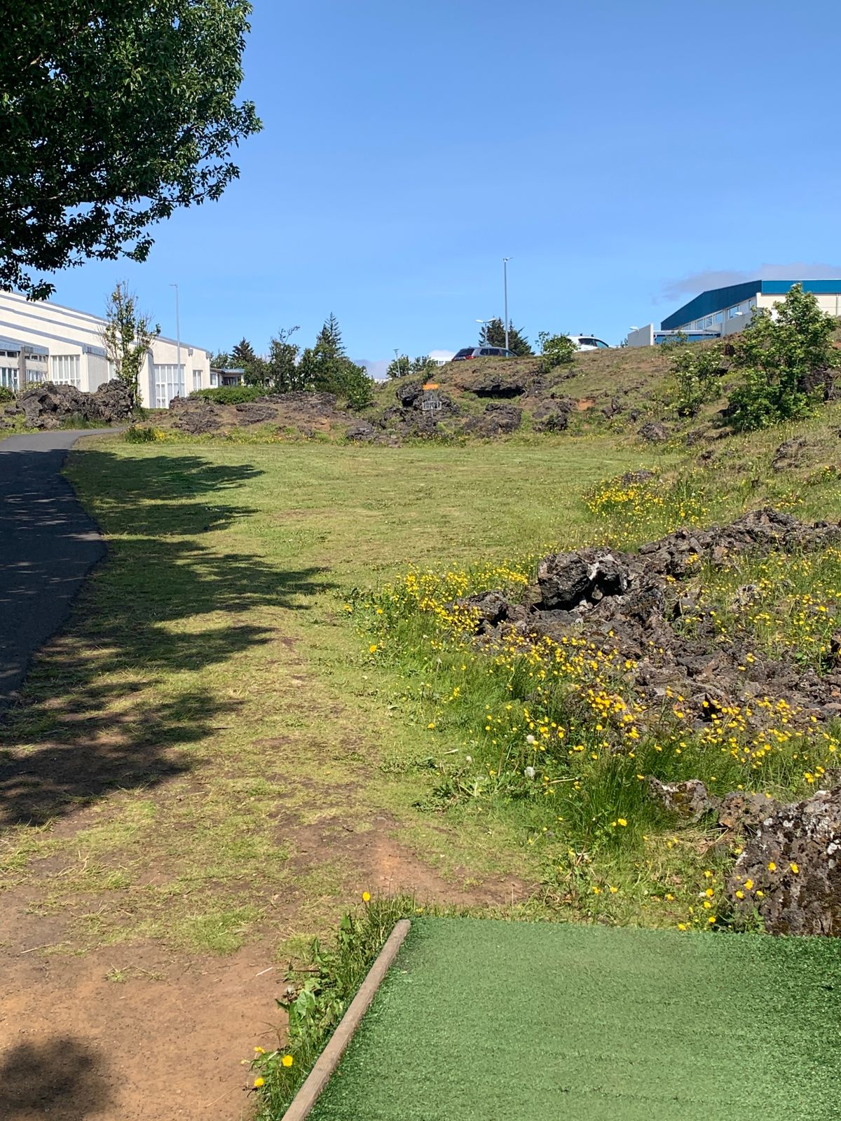 Tee pad and fairway hole 3