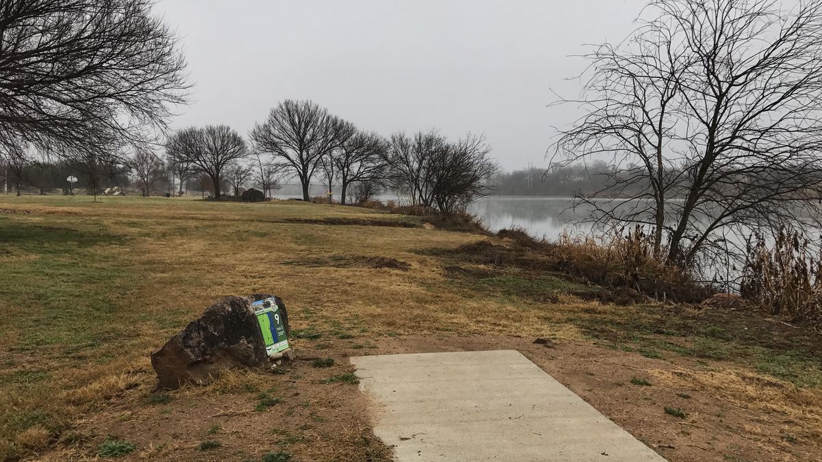 Hole 9