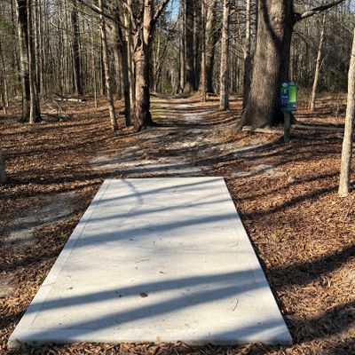 Hole 1 - Reds