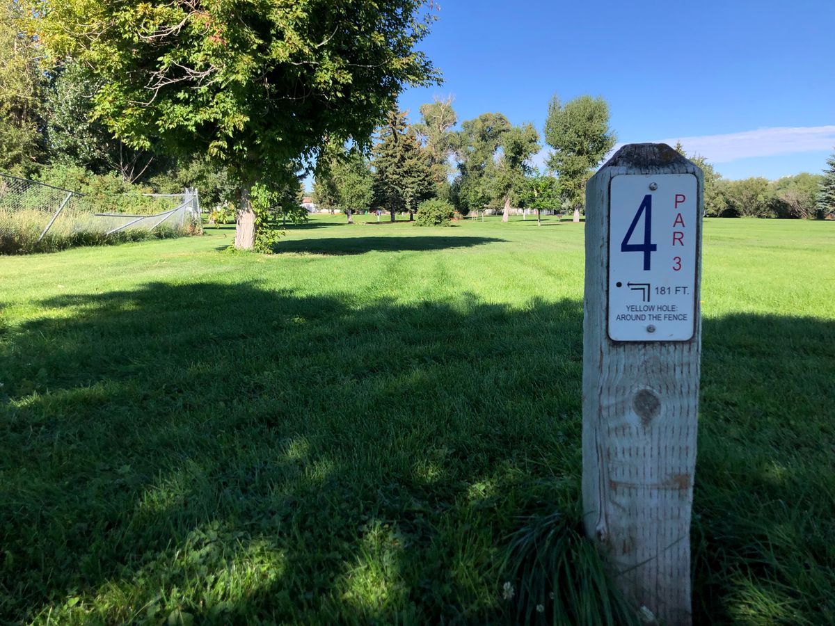 Hole 4 tee pad