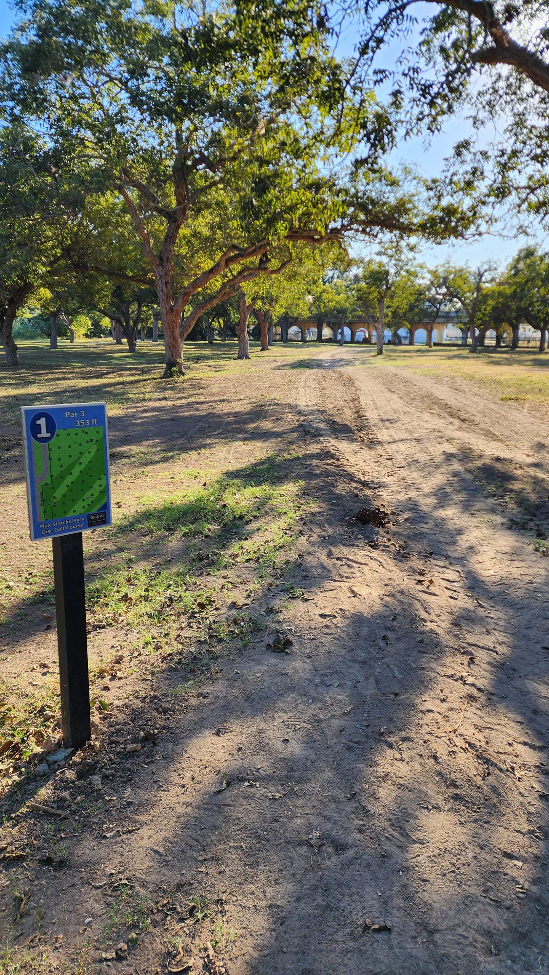 Tee area