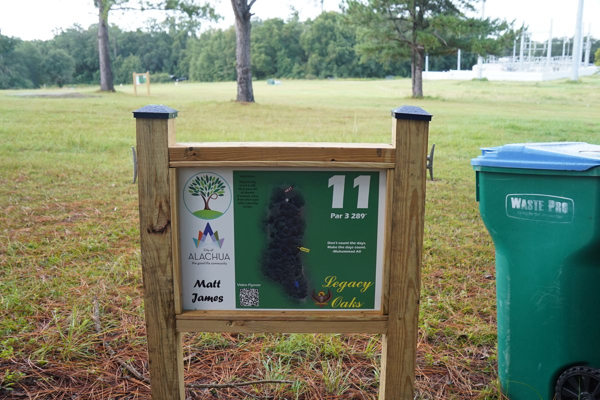 Hole 11’s tee sign