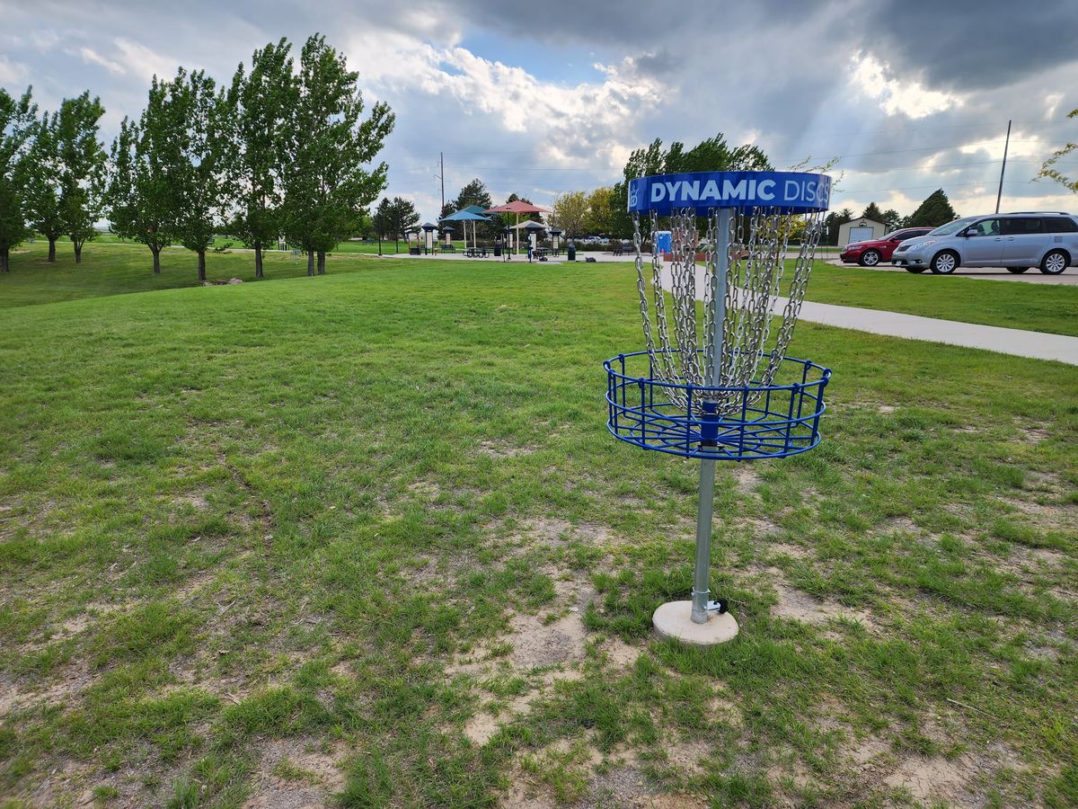 Hole 1 - Basket