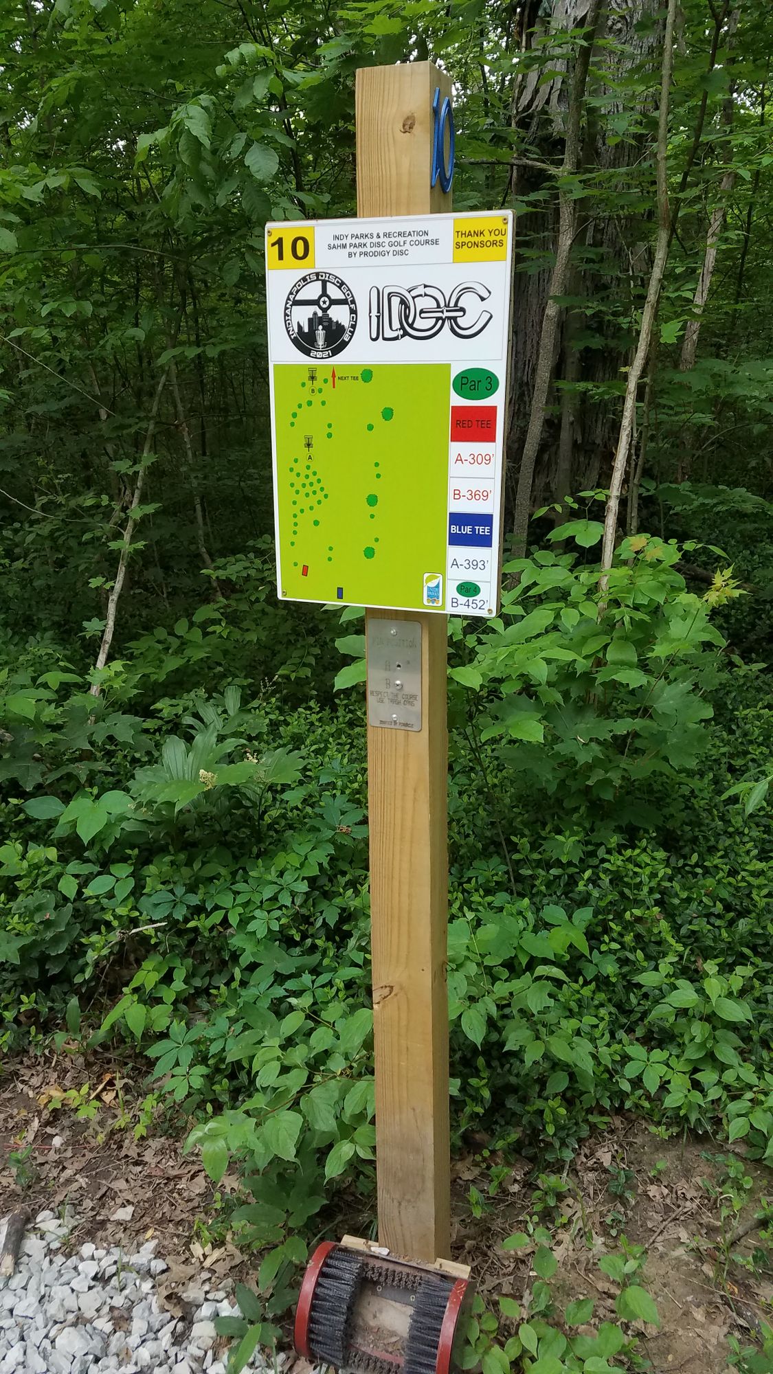 Blue #10 tee sign. Thank you Indianapolis Disc Golf Club for the sponsorship