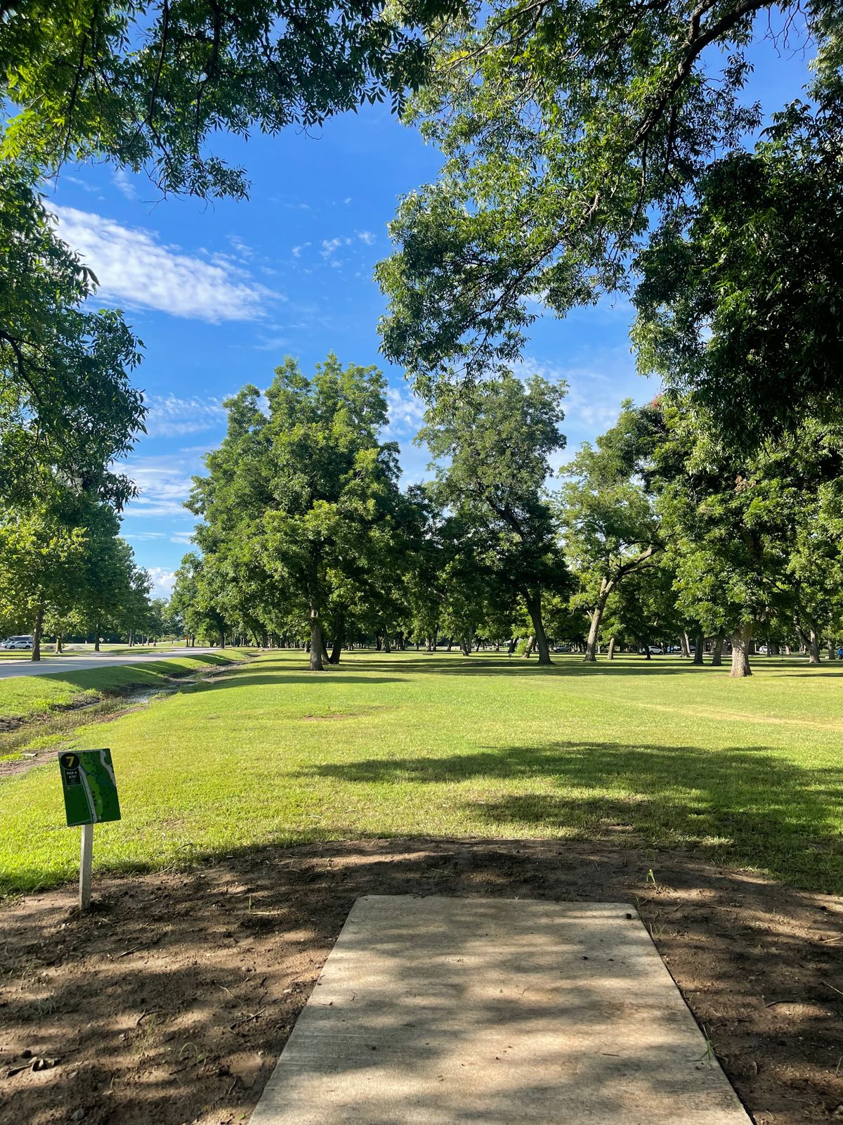 Hole 7 long tee pad