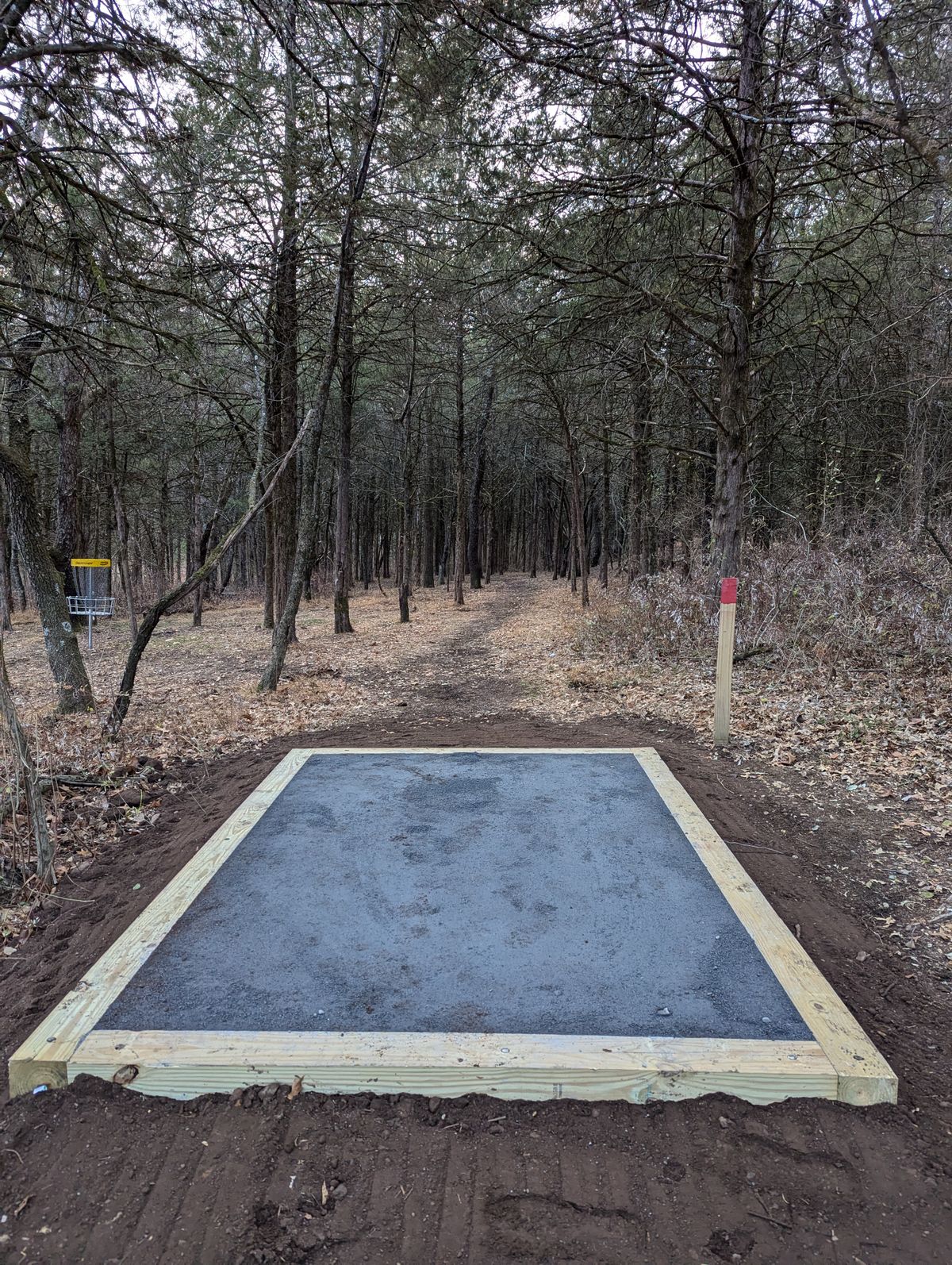 Hole 4 new teepads. Dec 2024.