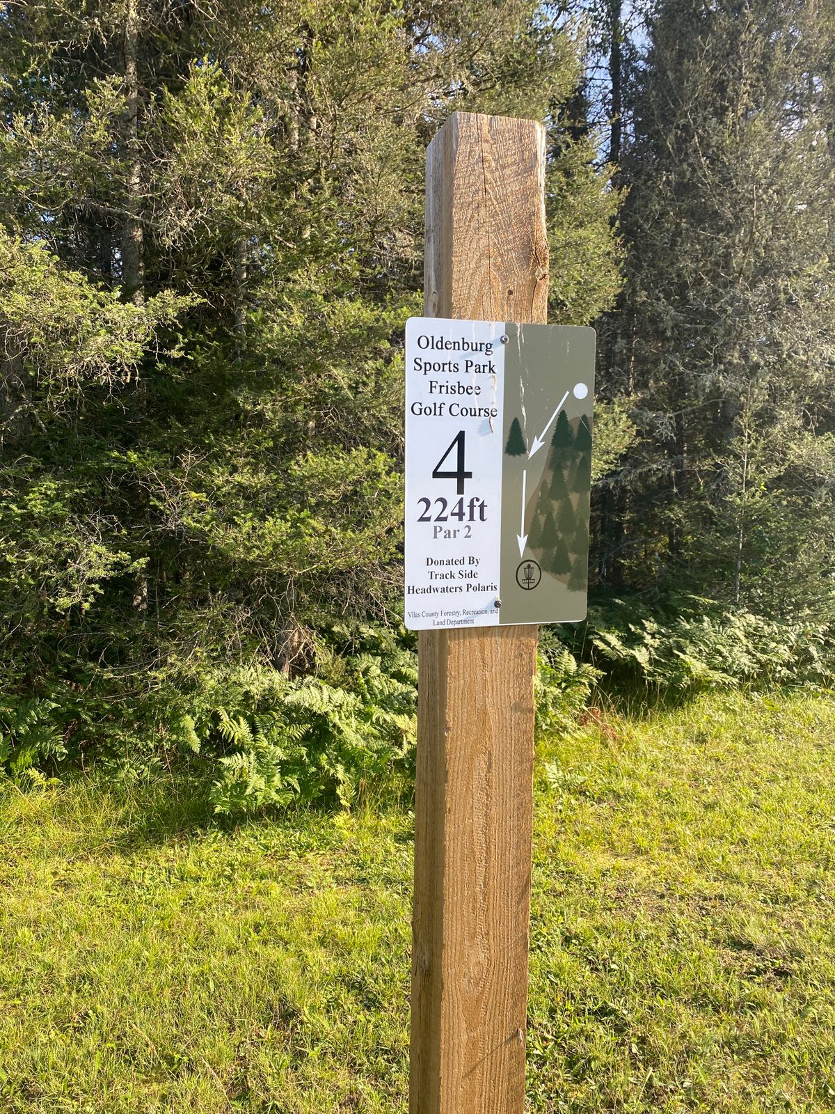 Hole 4. Shortest hole on the course.