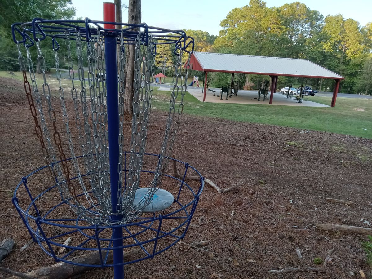 Hole 4 with fitness center in background