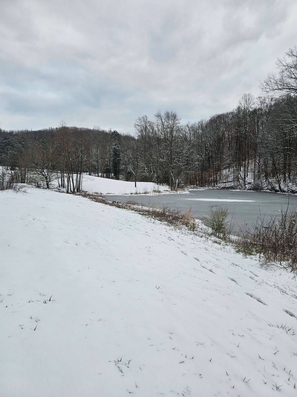 Hole 10 in the snow
