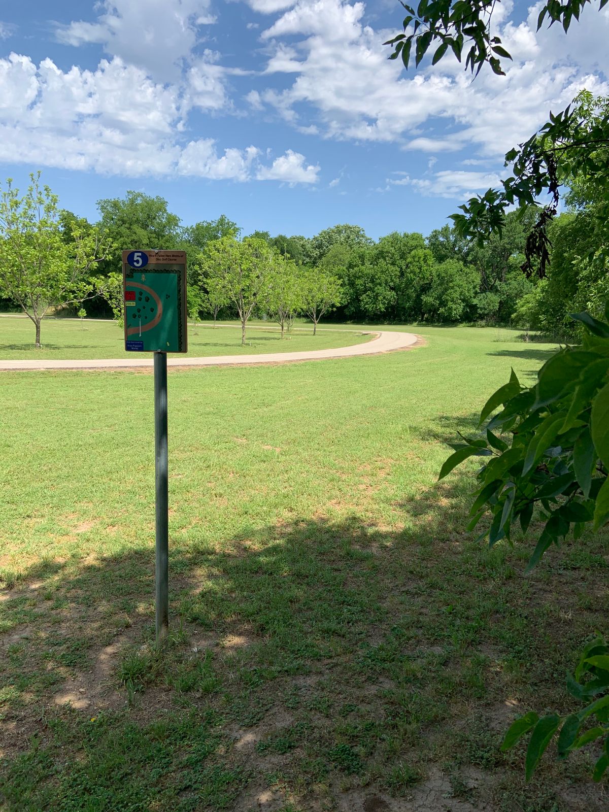 Hole 5 tee (close to brush line) this is an ace run