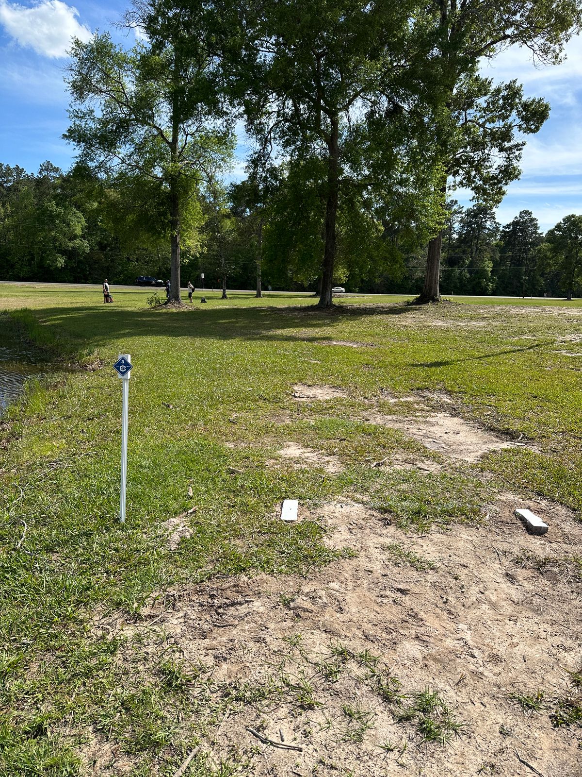 Hole 3 tee