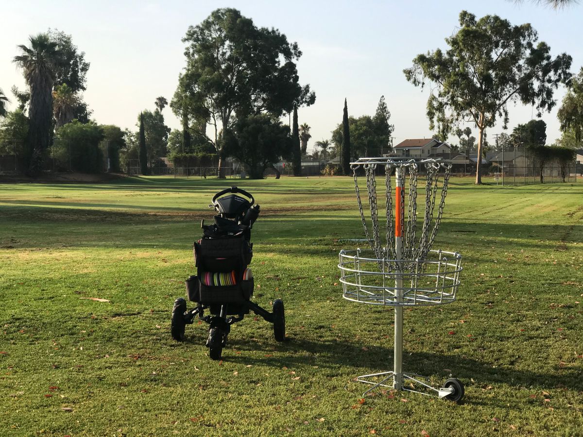 Very nicely kept 9 hole course