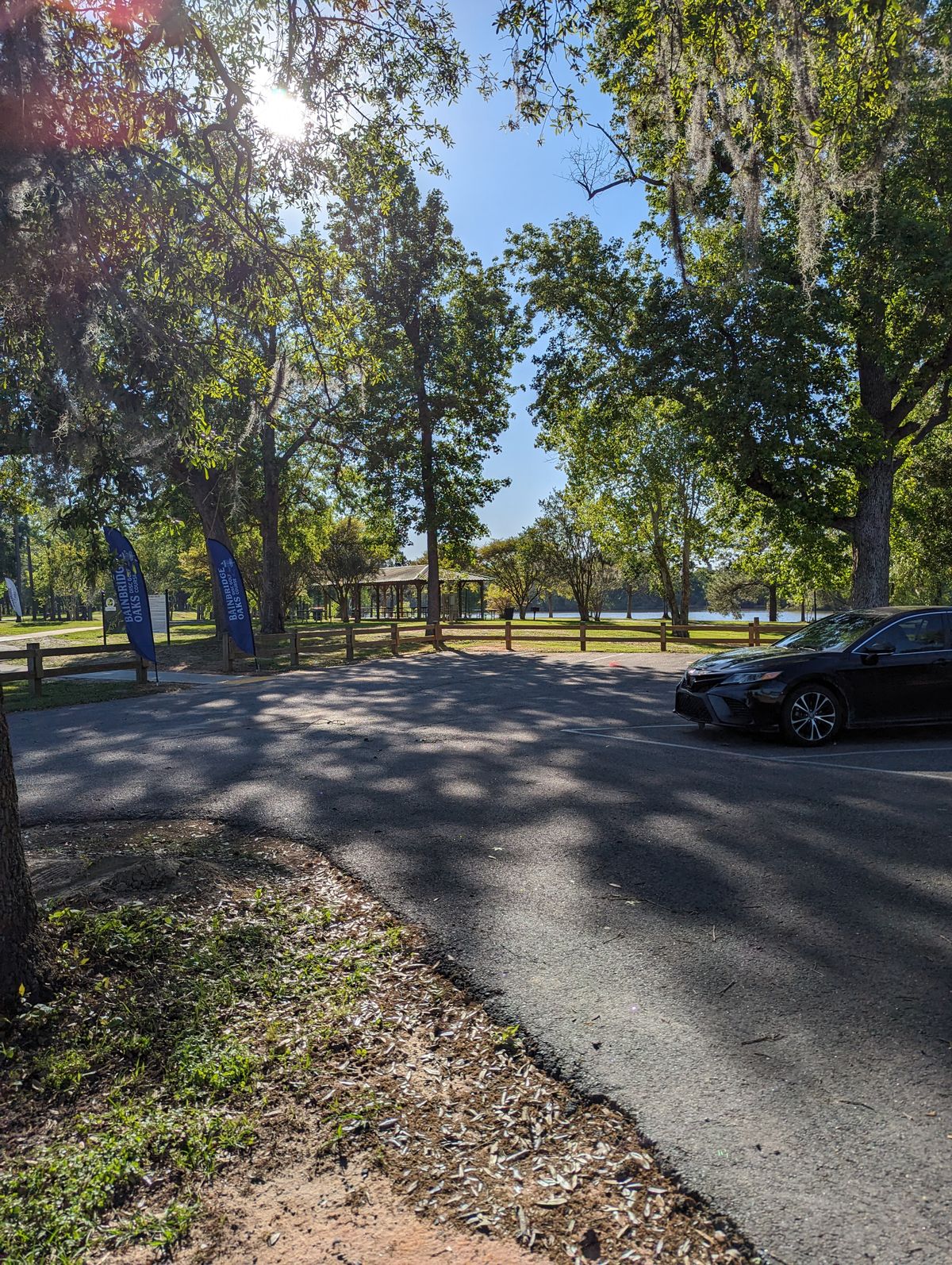 Entrance to course next to parking lot.