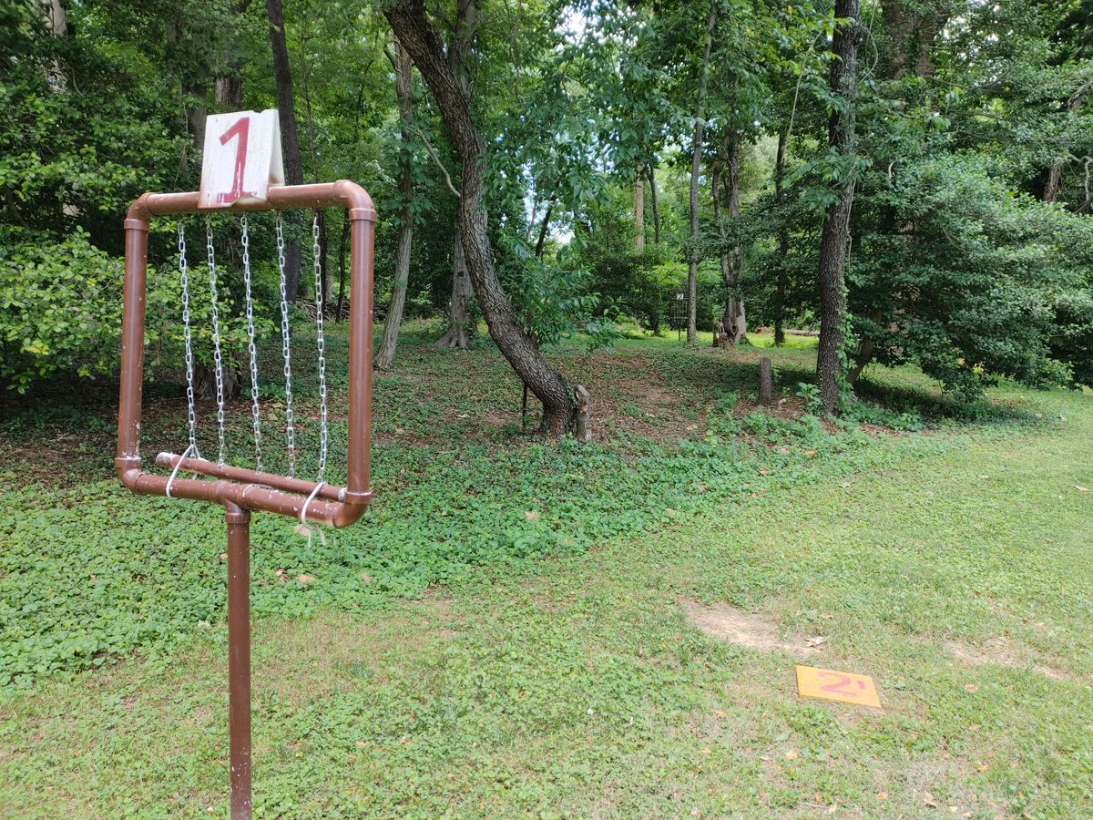 Second tee
