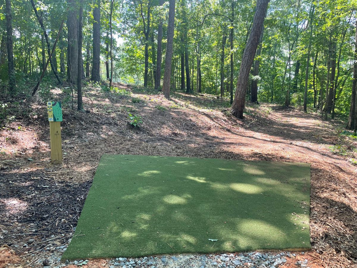 19 tee- 3 routes left, right and center