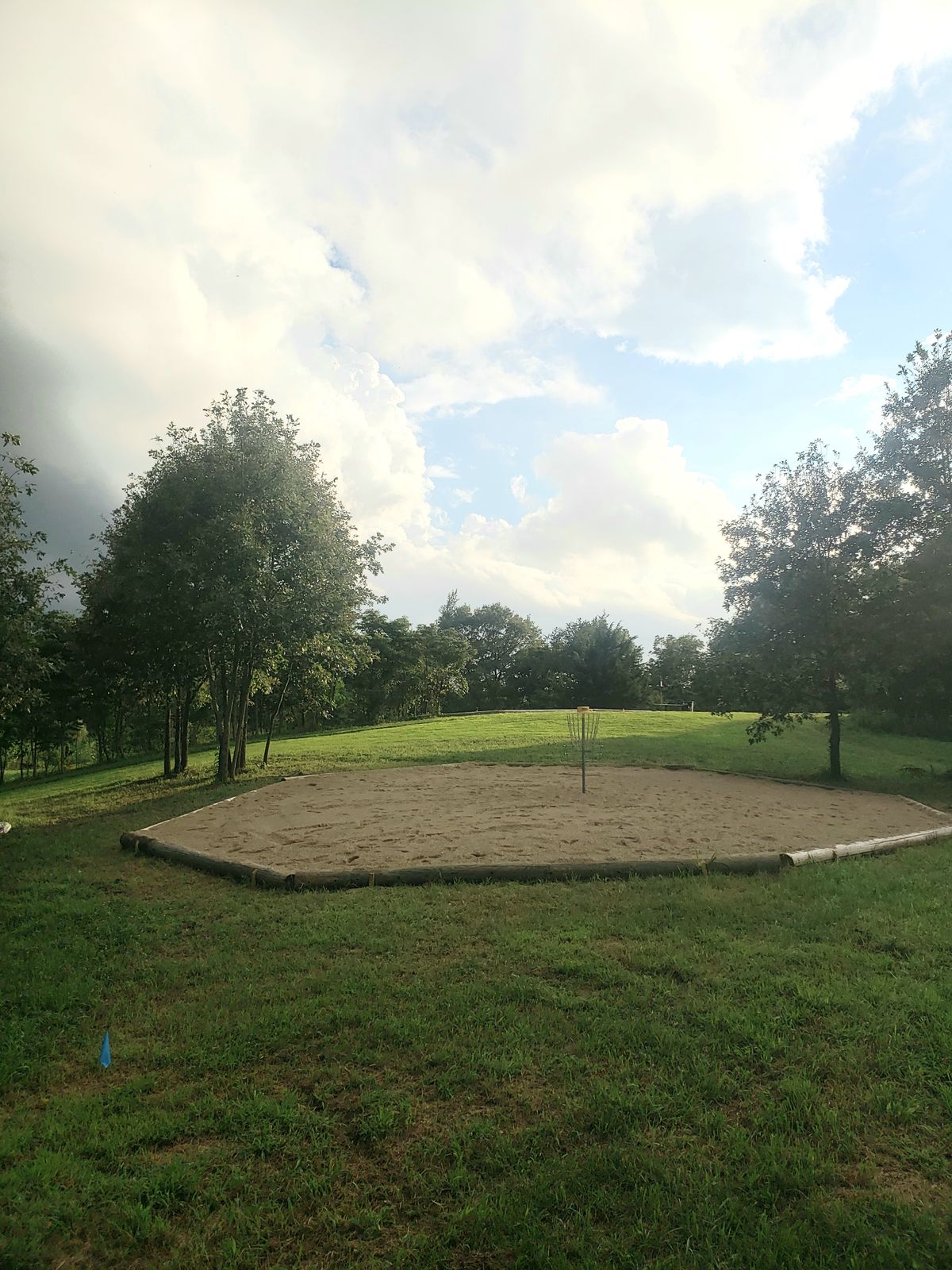 Hole 18's island hole theme.