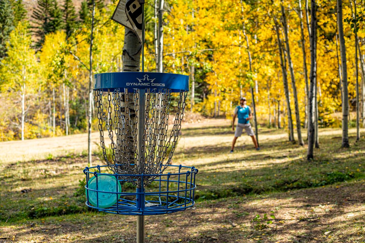 Hole 14 green B position

📸: Kevin Banker || Banker Cinefoto || September 2020