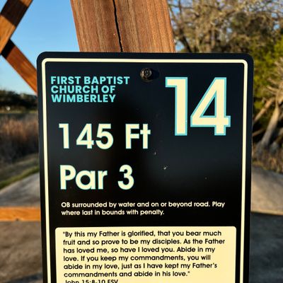 Hole 14 Short Tee Sign