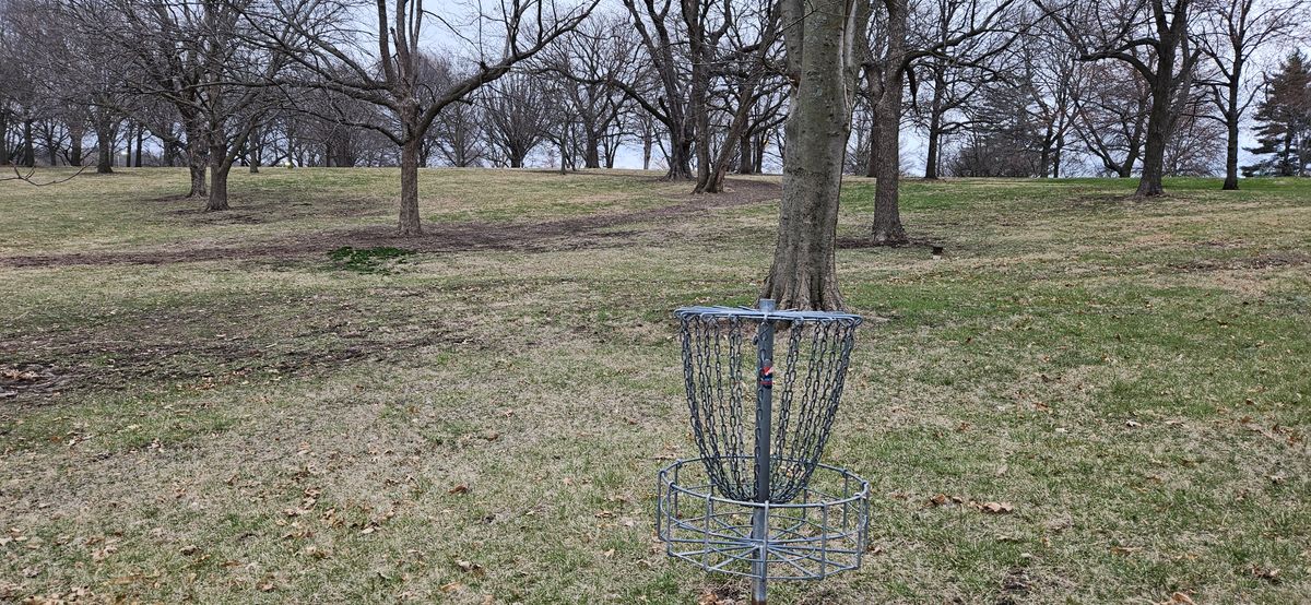 Hole 2 Basket