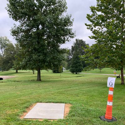 Hole 6 tee pad