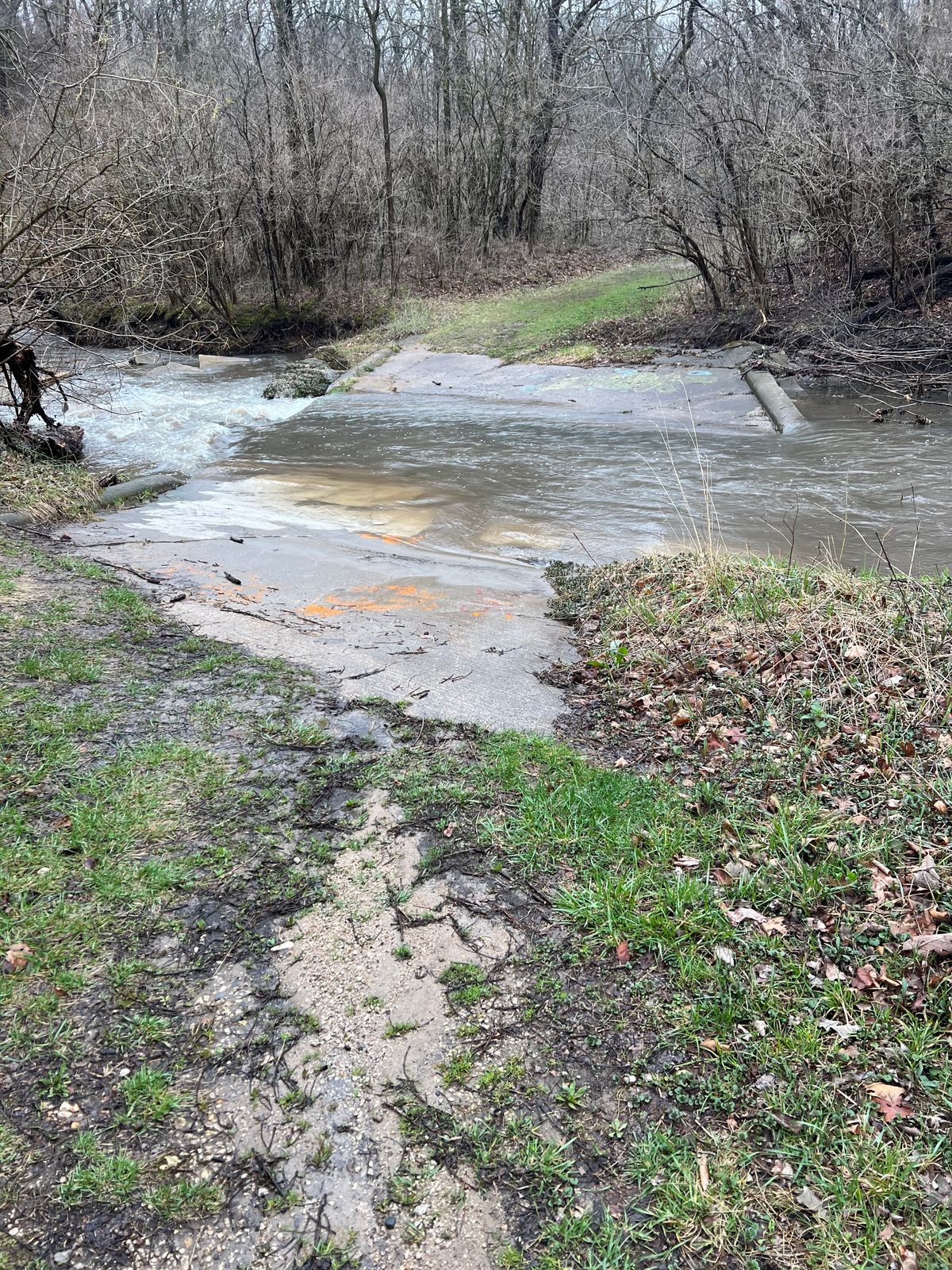 Walkway on the fairway to 7 inaccessible
