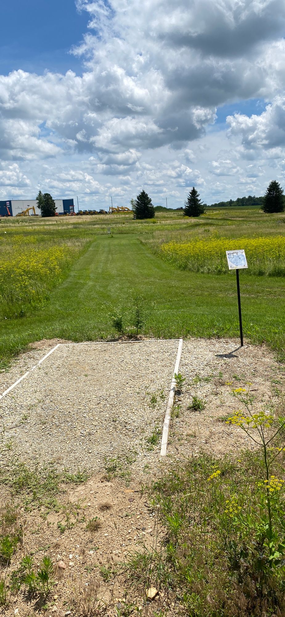 Tee 1