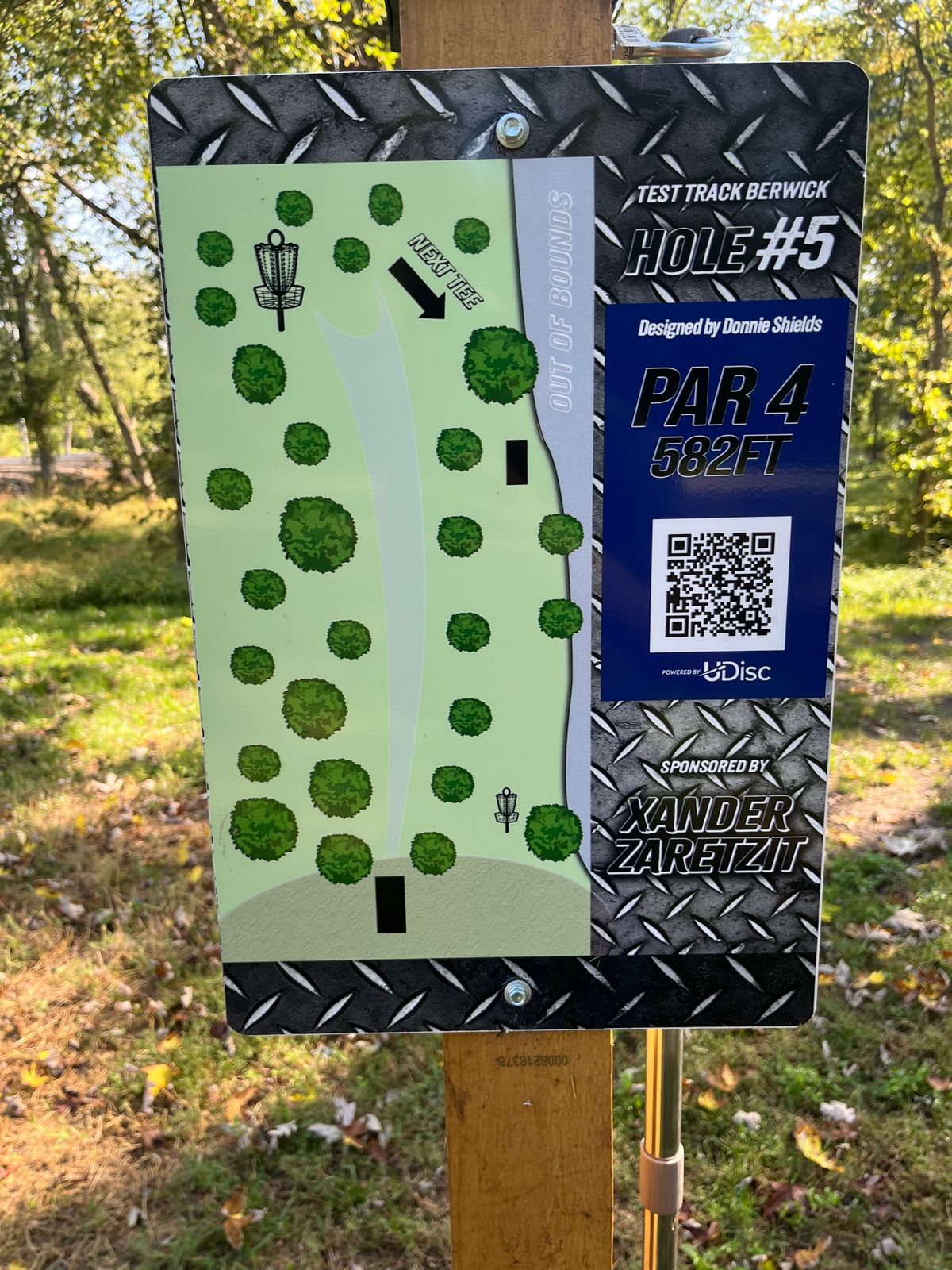 Hole 5 tee sign