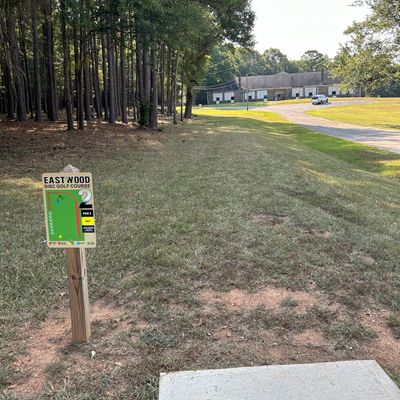 Hole 2 Tee