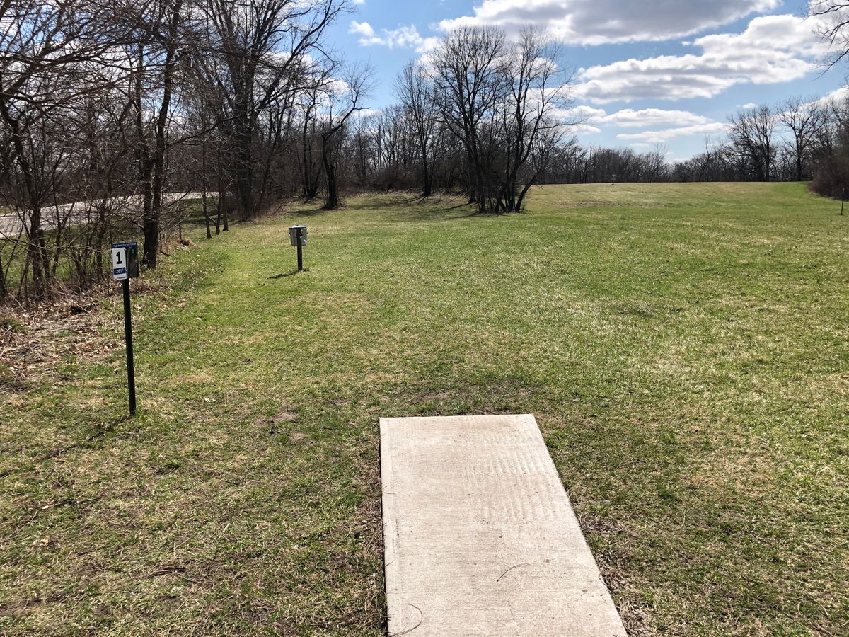 Hole 1 tee