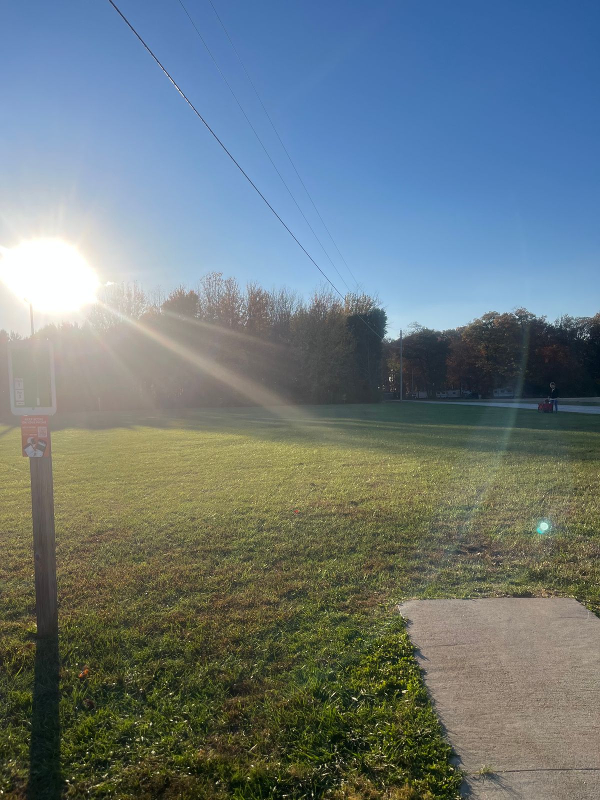 Hole 1 tee