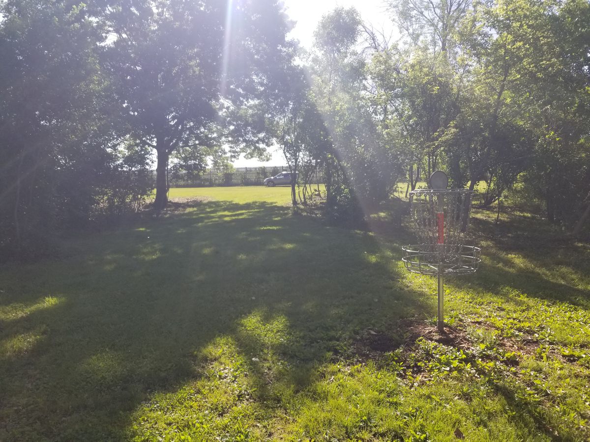 Hole #6 Long Basket location