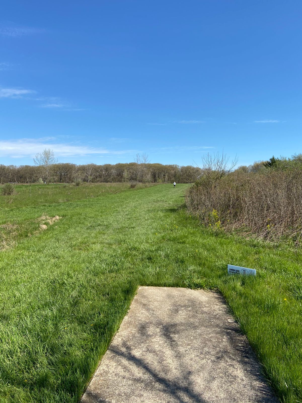 Hole 9. 781 foot par 4. Couple straight shots needed. Pin is in the middle of an open fairway.