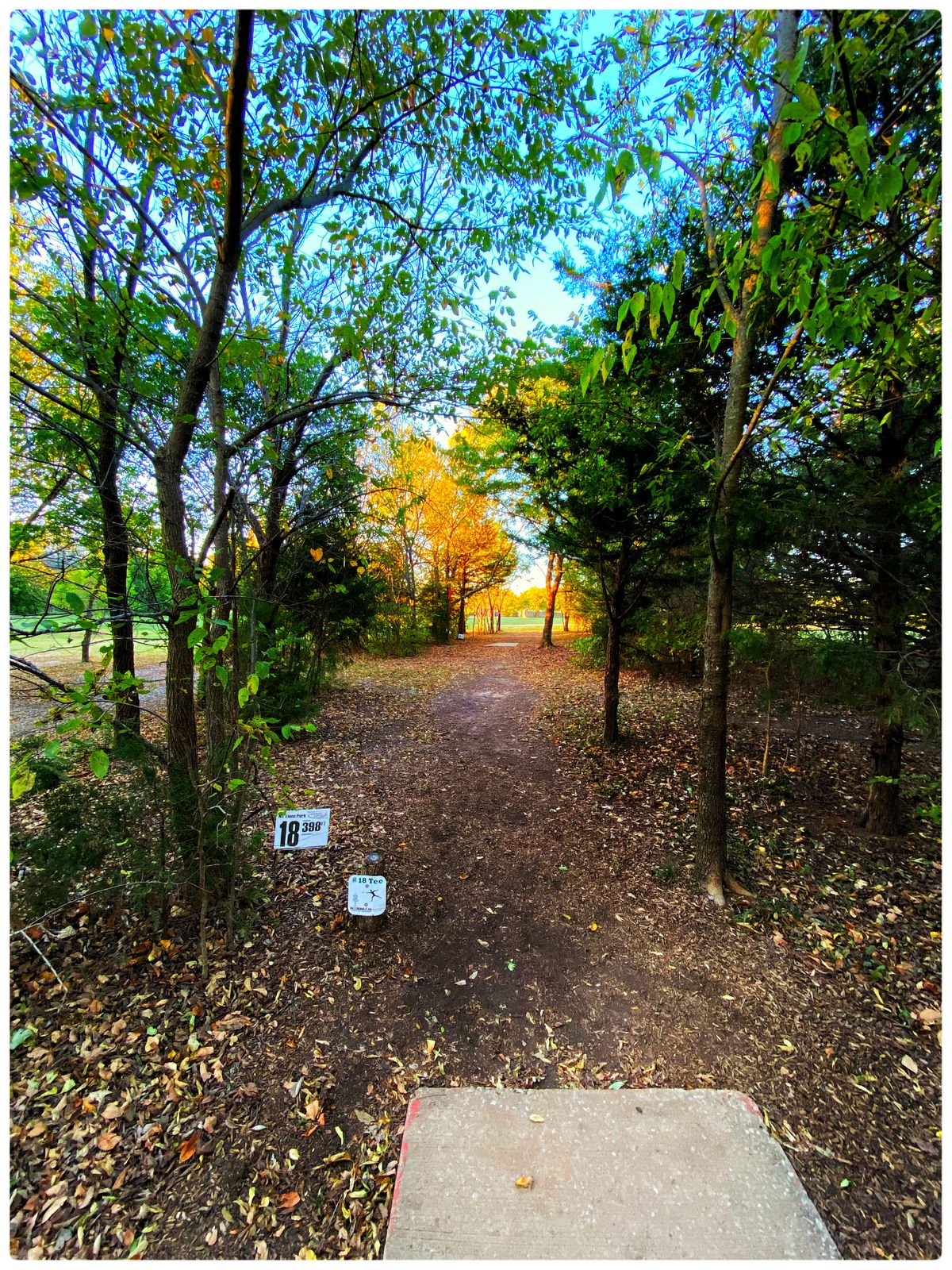 #18 main Tee- throwing south
