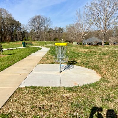 Hole 2 approach