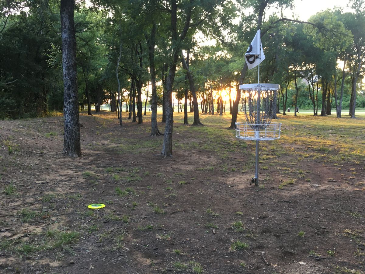 hole 3