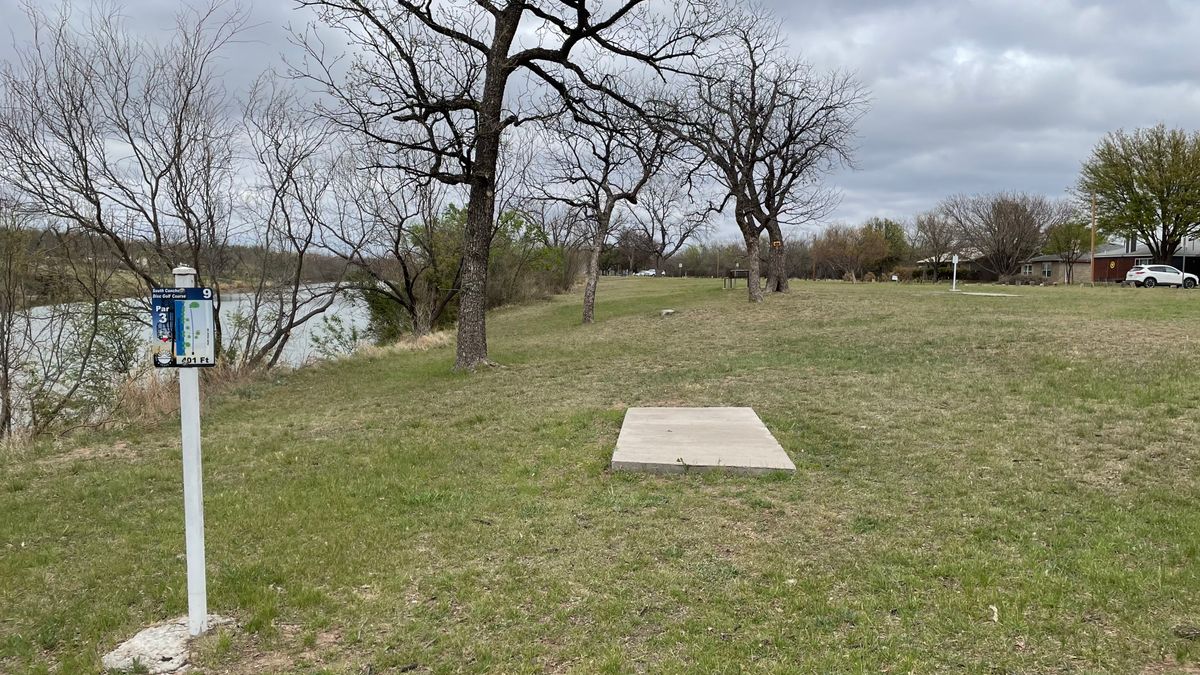 Hole 9
