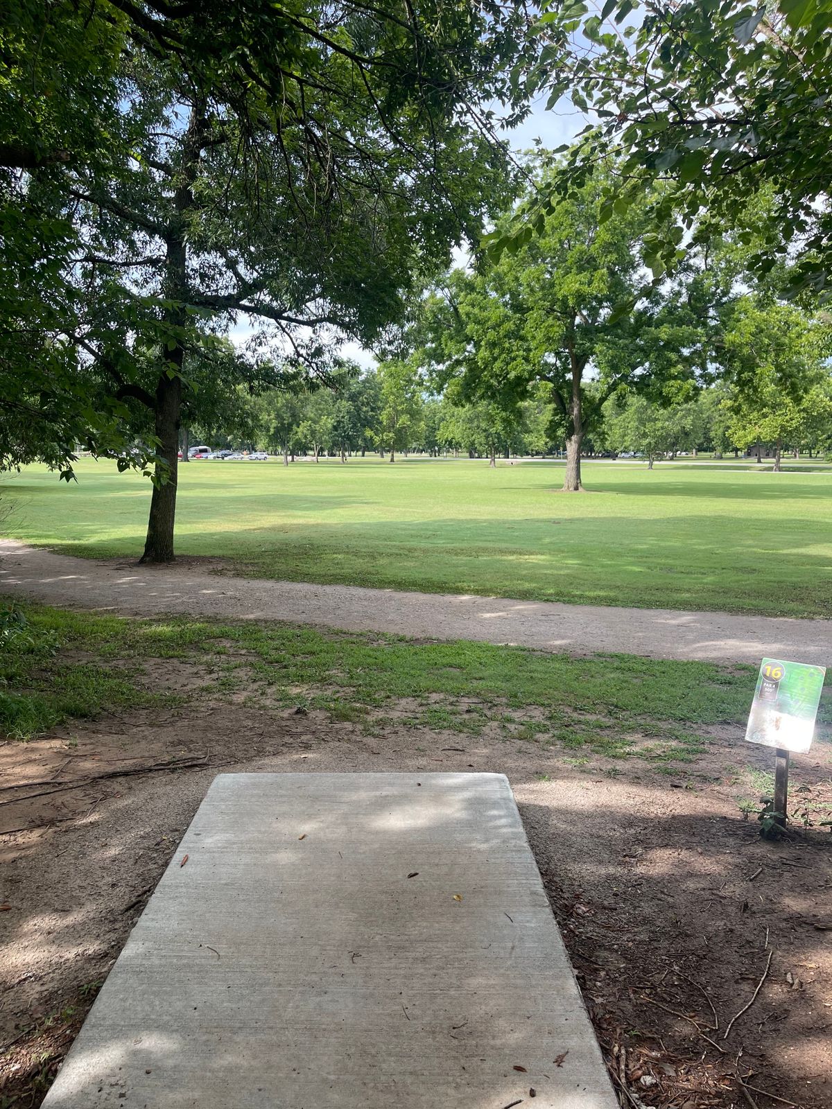 Hole 16 short tee pad