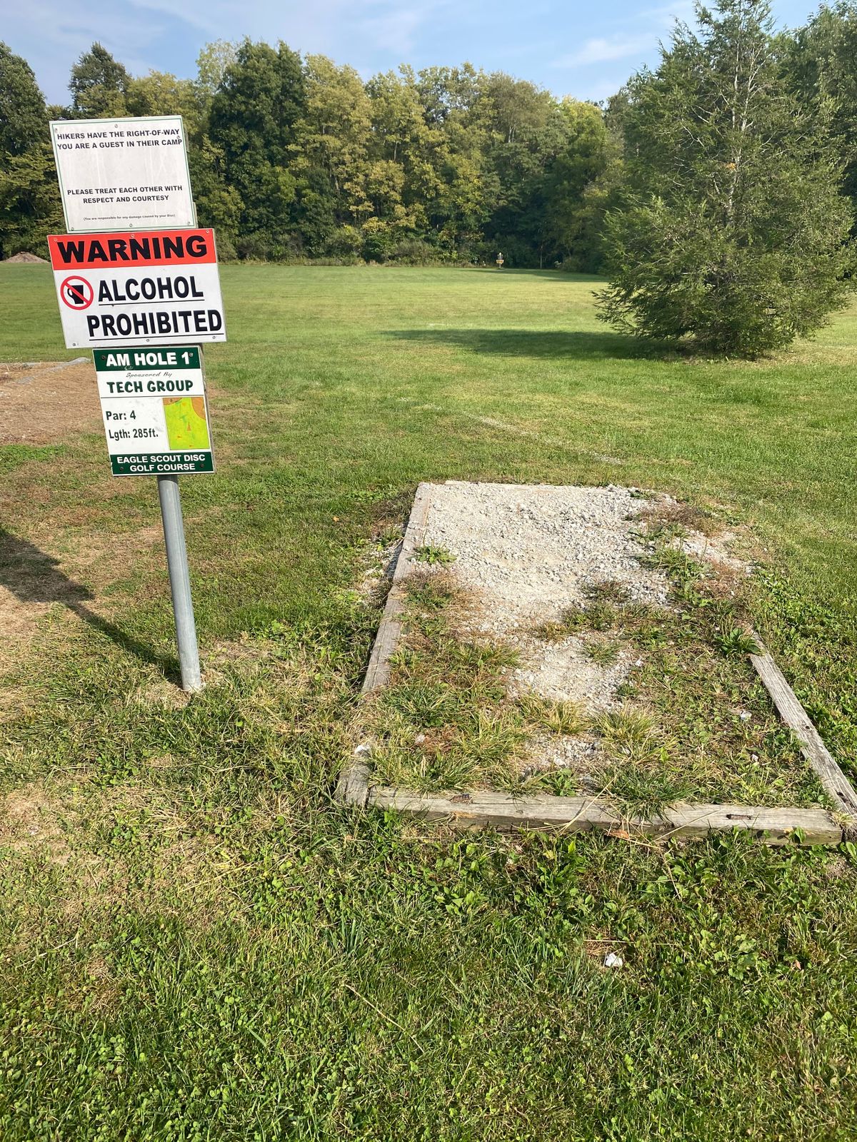 Great technical course. Tee boxes are a little under kept at times, as seen by hole 1’s tee.