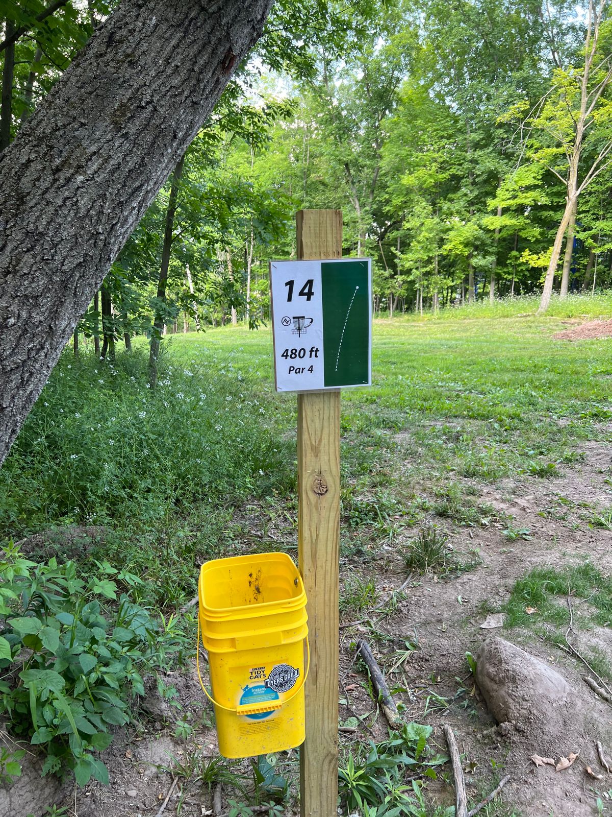 Hole 14 sign
