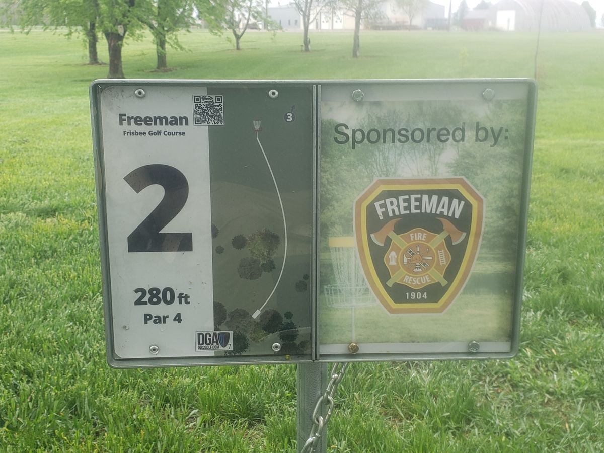 Hole 2 tee