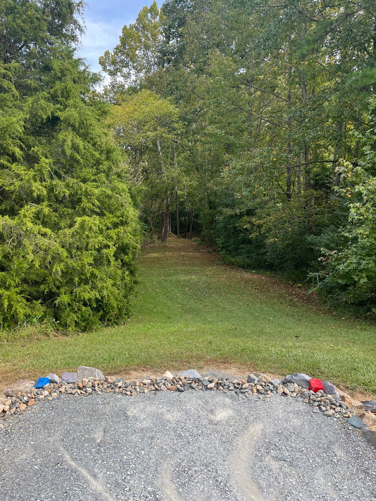 Hole 3: blue/red tee