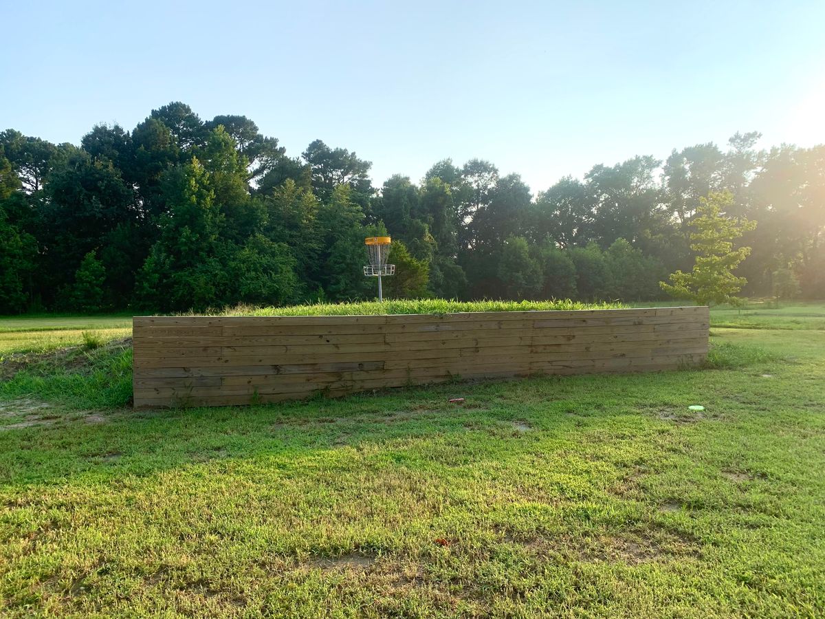 Hole 7 basket