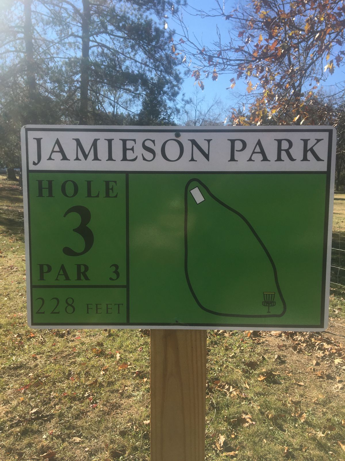 Hole 3 sign