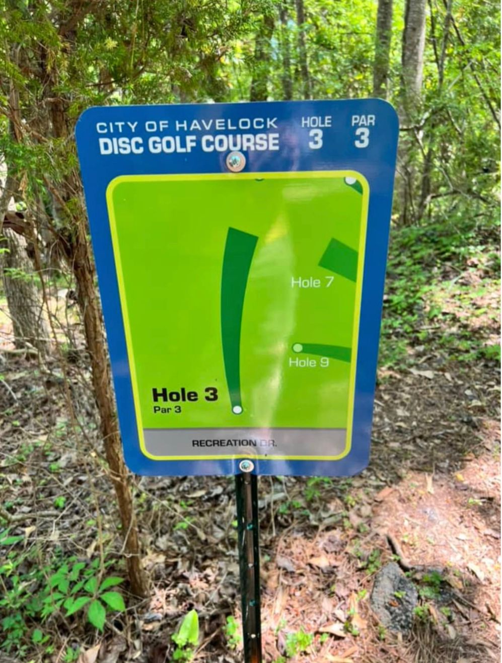 Hole 3 signage