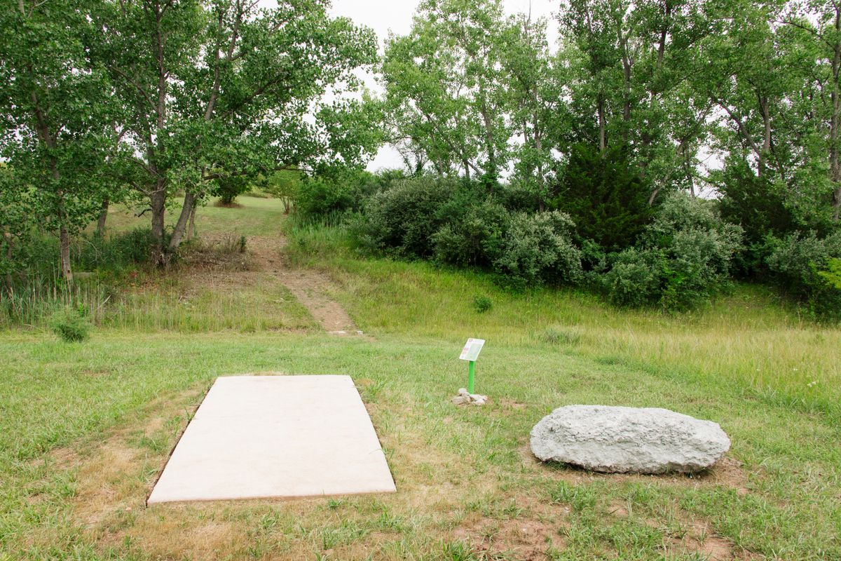 Hole 3 short tee