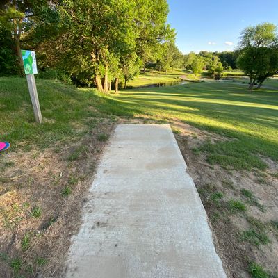 Hole 4 Tee