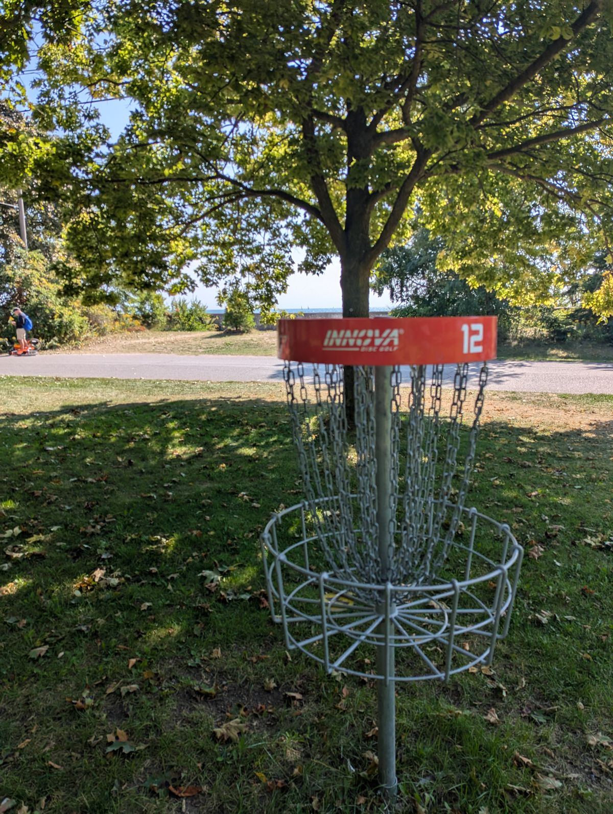 Hole 12, Lake Ontario in the background